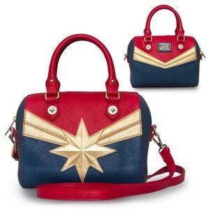 Loungefly Captain Marvel Crossbody Purse mvtb0010
